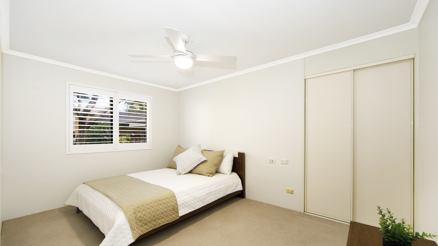 Spacious ground floor 2 bedroom Unit